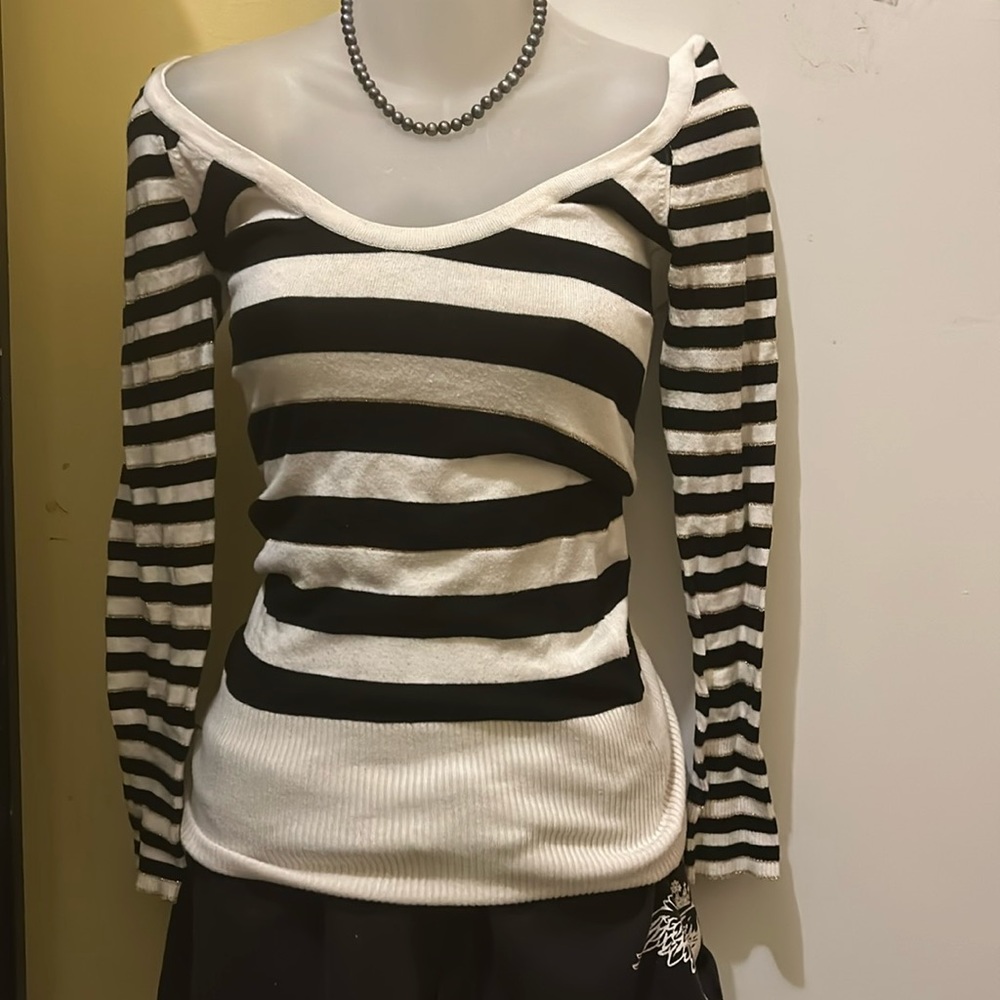 REDUCED’nWoman’s authentic guess blouse